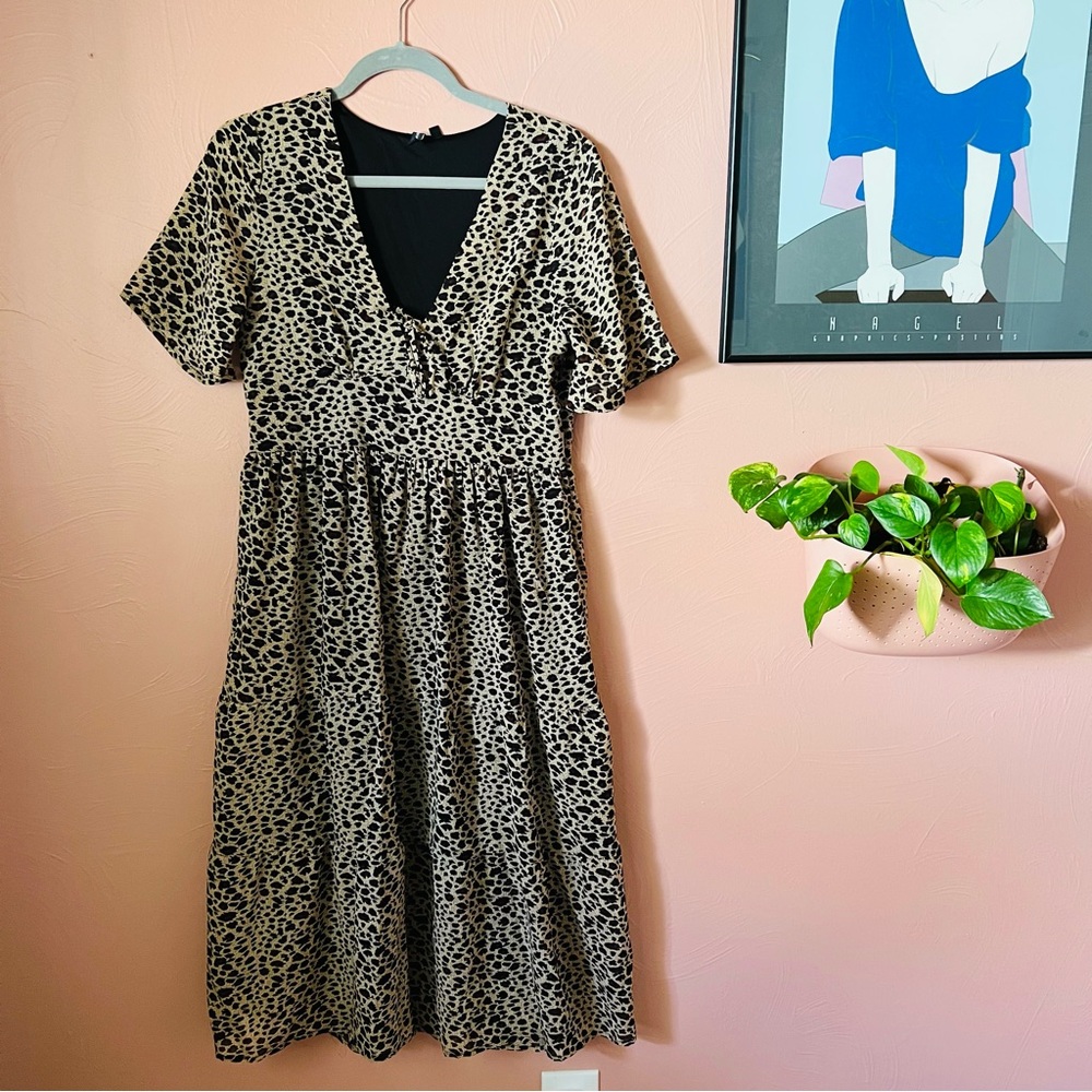 Leopard midi dress